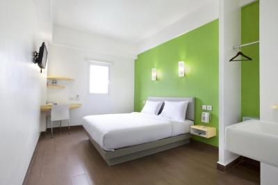 اماریز هتل جواندا