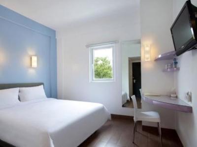 اماریز هتل جواندا