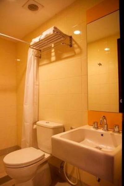 اماریز هتل جواندا