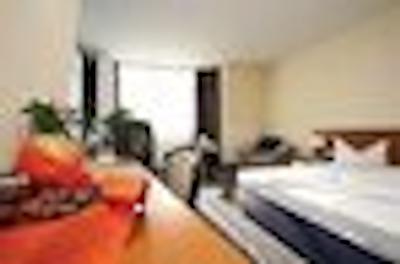 اچات پرمیوم زویکاو