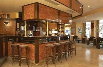 اچات پرمیوم زویکاو