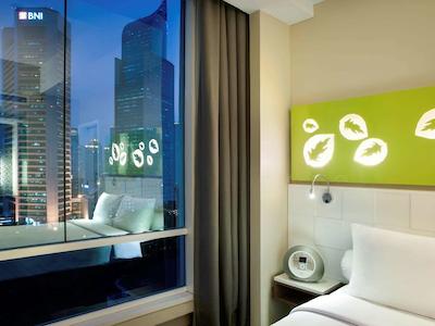 ال اسیسُنز جاکارتا دامرین