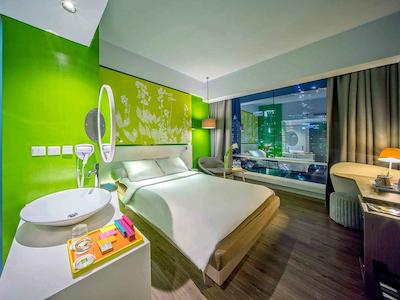 ال اسیسُنز جاکارتا دامرین