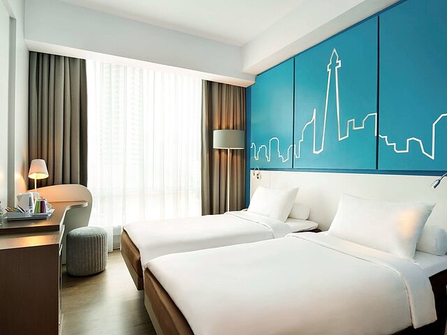 ال اسیسُنز جاکارتا دامرین