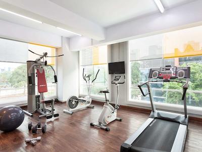 ال اسیسُنز جاکارتا دامرین