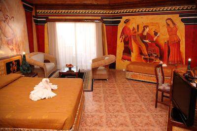 رمان بوتیک هتل