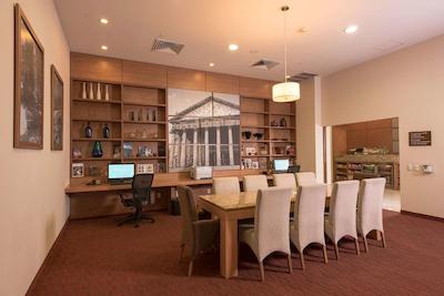 هامپتون این بای هیلتون گوادالاجارا/اکسپو