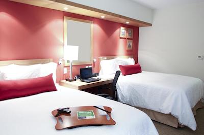 هامپتون این بای هیلتون گوادالاجارا/اکسپو