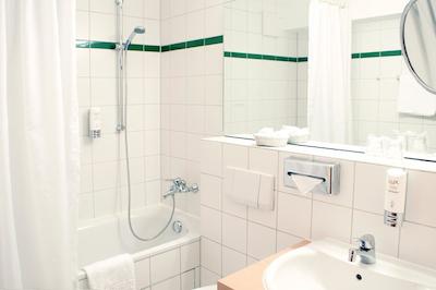 بست وسترن ماکراندر هتل درسدن