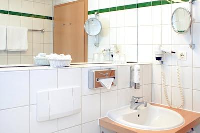 بست وسترن ماکراندر هتل درسدن