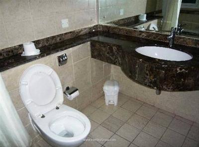 گرند میدوست بر دبی