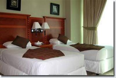 گرند میدوست بر دبی