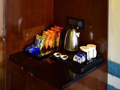 گلدن تولیپ گوا کاندولیم