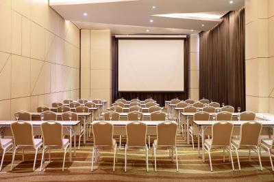 ایبیز استیلز جاکارتا گاجاه مادا