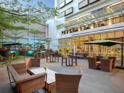 ایبیز استیلز جاکارتا گاجاه مادا