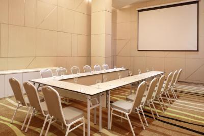 ایبیز استیلز جاکارتا گاجاه مادا