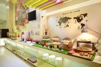 ایبیز استیلز جاکارتا گاجاه مادا