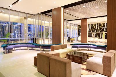 ایبیز استیلز جاکارتا گاجاه مادا