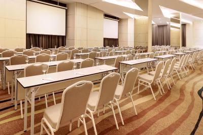 ایبیز استیلز جاکارتا گاجاه مادا