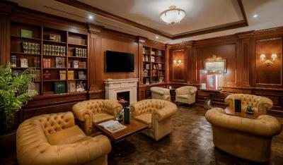 د اآفیشیال استیت هرمیتاژ هتل