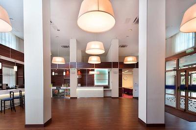 هامپتون بای هیلتون سامارا