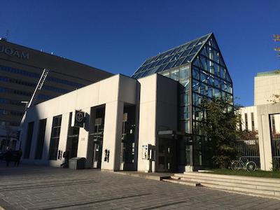 کورتیارد منتریل دونتون