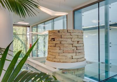 کمپلوز گوست بننیا