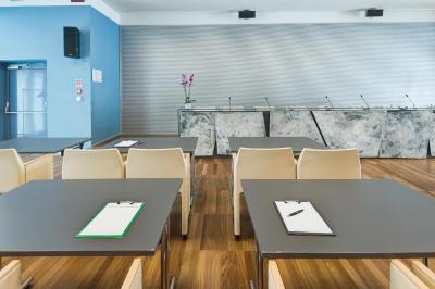 کمپلوز گوست بننیا