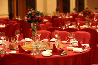 دوبلتری بای هیلتون هانگزهو ایست