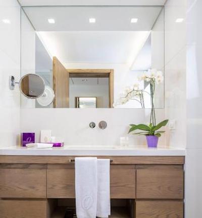 اُ منت لوکسوری بوتیک هتل