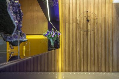 اُ منت لوکسوری بوتیک هتل