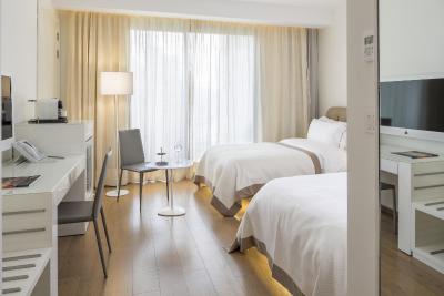 اُ منت لوکسوری بوتیک هتل