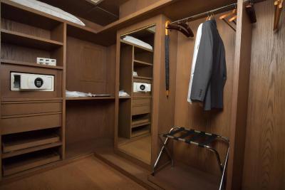 اُ منت لوکسوری بوتیک هتل