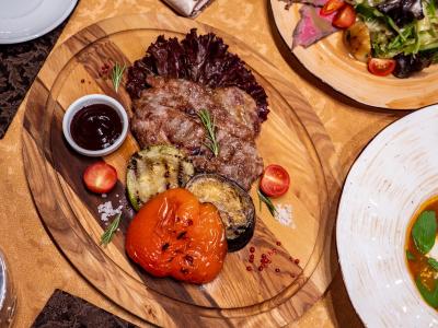 نوسکی برگ 122