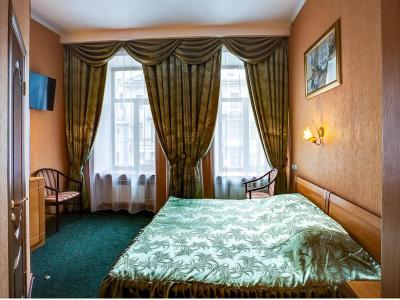 نوسکی برگ 122