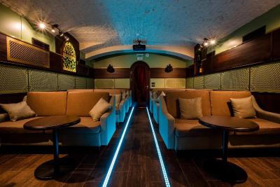 نوسکی برگ 122