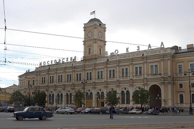 نوسکی برگ 122