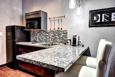 هم این اند سویتز