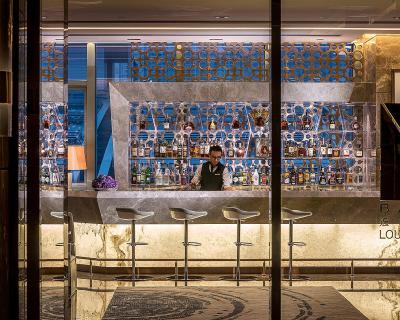 فور اسیسُنز شنزهن