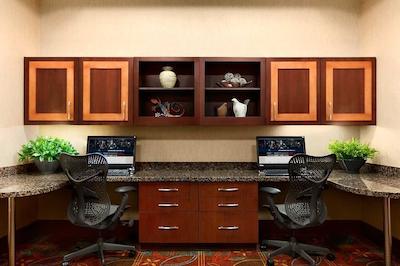 هیلتون گاردن این ان اربر