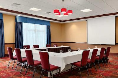 هیلتون گاردن این ان اربر