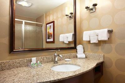 هیلتون گاردن این ان اربر