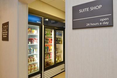 هامپتون این اند سویتز اُکالا