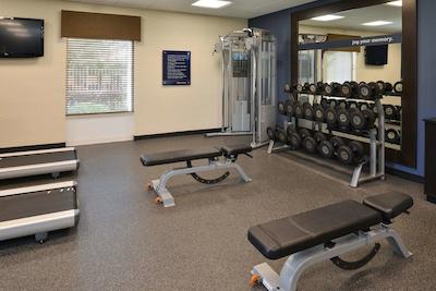 هامپتون این اند سویتز اُکالا