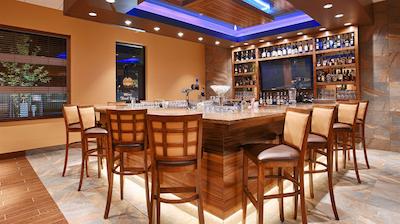 بست وسترن پلاس بادورست هتل اند سویتز