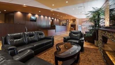 بست وسترن پلاس بادورست هتل اند سویتز