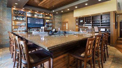 بست وسترن پلاس بادورست هتل اند سویتز