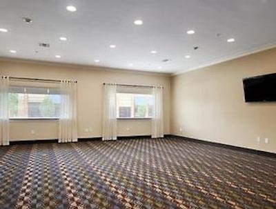 رامادا کلج استیشن