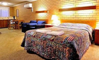 توموت والی متل