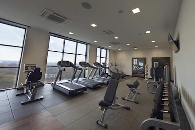 دوبلتری بای هیلتون لدز